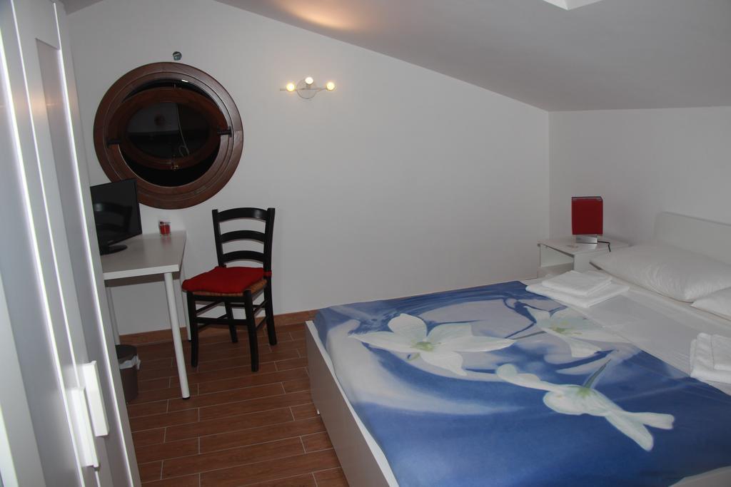 B&B La Terrazza Di Frascati Værelse billede